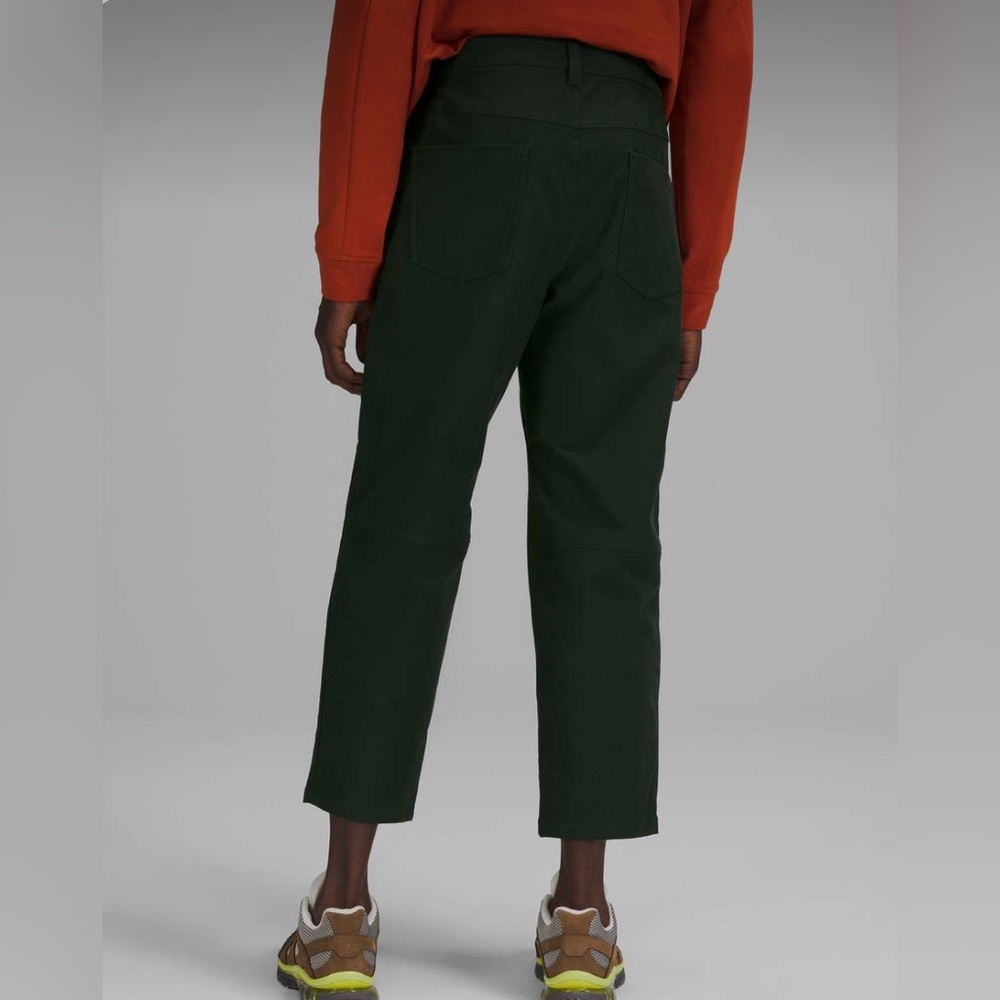 Lululemon ABC Crop Pant - Relaxed - Picture 1 of 5